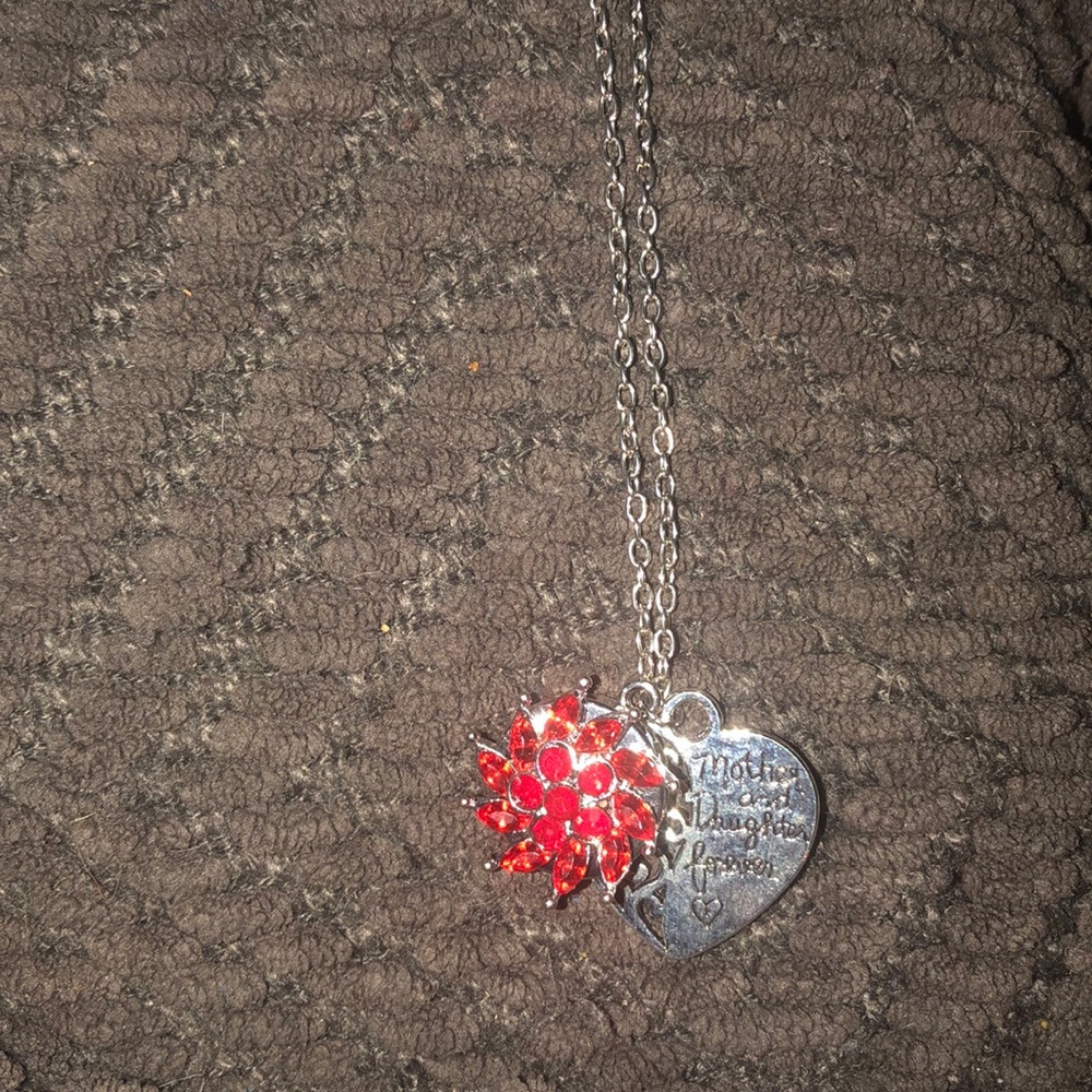 Snap necklace.